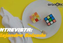 Poblano armó Cubo Rubik en menos de 10 segundos ¡Con una sola mano!