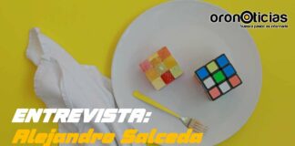 Poblano armó Cubo Rubik en menos de 10 segundos ¡Con una sola mano!
