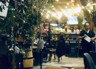 Roban reloj a comensal ebrio en restaurante de Lomas de Angelópolis reloj