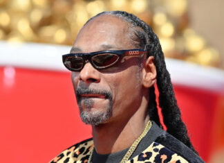 Snoop Dogg visita en entrenamiento a jugadores del Chelsea snoop
