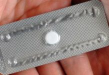 Enjuician a farmacéutico que negó vender píldora del día siguiente en EU