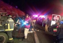 Migrantes mueren en volcadura en la Azumbilla-Cañada Morelos