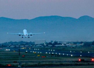 AICM: AMLO limitará vuelos por saturación AICM