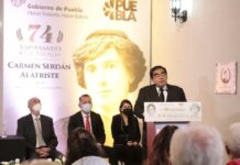 Barbosa encabeza ceremonia luctuosa a Carmen Serdán y Leona Vicario Barbosa