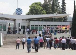 Barbosa pide reflexionar sobre rechazo al aumento salarial en VW Barbosa