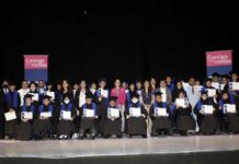 Estudiantes se gradúan de Centro de Día del SMDIF Estudiantes