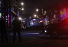 Hombre muere baleado en Caleras; hieren a mujer y a bebé hombre