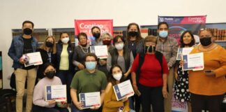 Jóvenes y adultos participan en “Conversatorio Entre Generaciones” Jóvenes