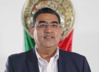 Sergio Salomón pide “piso parejo” a Mario Delgado tras visita a Puebla Sergio