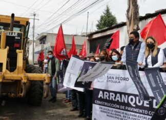 Encabeza Paola Angon inicio de obra en Santiago Momoxpan