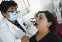 Realizan análisis sanguíneo a menores en “Martes Ciudadano” en Cuetzalan