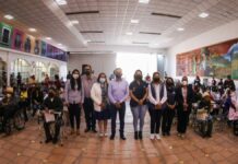 Entrega Mundo Tlatehui 732 aparatos ortopédicos