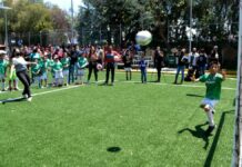 Norma Layón entrega cancha de fútbol 7 en Texmelucan