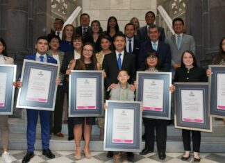 Eduardo Rivera entrega “Premio Municipal de la Juventud 2022”