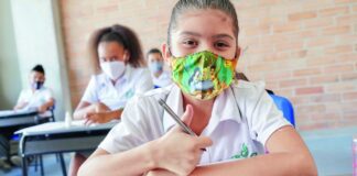 Cubrebocas será opcional en escuelas de Nuevo León cubrebocas