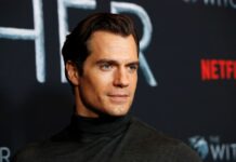 Integrante de BTS desbanca a Henry Cavill como el hombre más guapo El actor Henry Cavill es considerado como uno de los rostros más bellos de Hollywood sin duda
