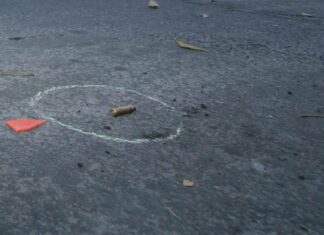 Hombre muere baleado dentro de su camioneta en Amozoc hombre