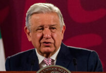 “Los nacos estamos de moda”: AMLO a conservadores nacos