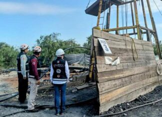 Evalúan tres opciones para rescatar a mineros en Coahuila mineros