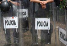 Arrestan a 20 policías de Quimixtlán por nexos delictivos policías