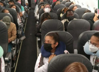 Selección femenil de americano vuela finalmente a Finlandia selección