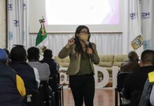 Servidores públicos son capacitados en Derechos Humanos Servidores