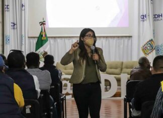 Servidores públicos son capacitados en Derechos Humanos Servidores