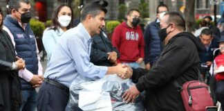 Entregan uniformes a sindicalizados del Ayuntamiento de Puebla Uniformes