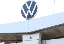 Trabajadores de Volkswagen votarán el preacuerdo salarial paro vw