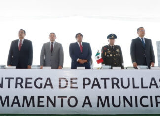 Barbosa entrega primeras 100 patrullas y más de mil armas a municipios Barbosa