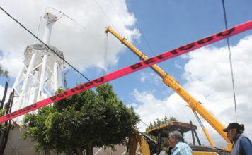 Gobierno de Texmelucan colabora con FGE tras caída de tanque de agua Gobierno