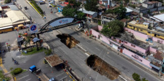 En Guatemala desaparecen dos personas por formación de socavón Guatemala