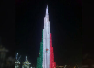 Monumentos del mundo se iluminan por Independencia de México México
