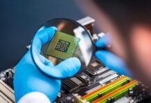 EU invita a México a invertir en la producción de semiconductores México