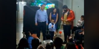 ‘No quería que vinieran’, dice niño cumpleañero a invitados No-quería-que-vinieran