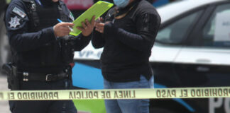 Pasajero muere tras salir disparado de transporte con puerta abierta en Puebla Pasajero