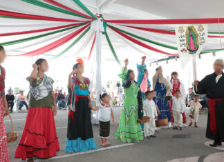 SEDIF celebró Fiestas Patrias en casas de asistencia SEDIF