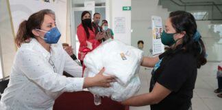 SEDIF entrega apoyos a familiares de pacientes del HNP SEDIF