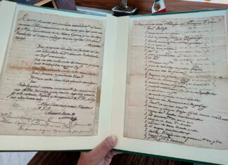 “Para que se eduquen”: Salinas Pliego presume manuscrito histórico Salinas Pliego