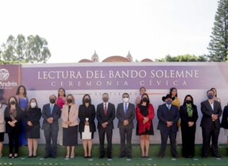 Encabeza Mundo Tlatehui ceremonia cívica del mes de septiembre