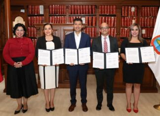 Puebla e ITAIPUE firman convenio para reforzar protección de datos