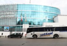 Asaltan autobús de trabajadores Volkswagen en colonia SNTE