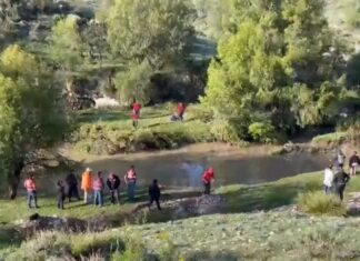 Buscan a menor arrastrado por corriente de río de Cuautinchan