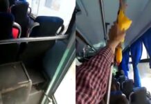 ¡Agarrando el pollo! Así piden la bajada del camión en Puebla