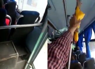 ¡Agarrando el pollo! Así piden la bajada del camión en Puebla