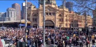 Australia: protestan en día de luto nacional por Isabel II; piden abolir la monarquía