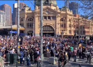 Australia: protestan en día de luto nacional por Isabel II; piden abolir la monarquía
