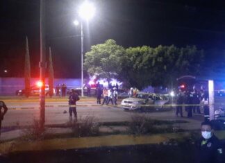 Choque de bulevar Atlixco deja 1 muerto y 5 heridos