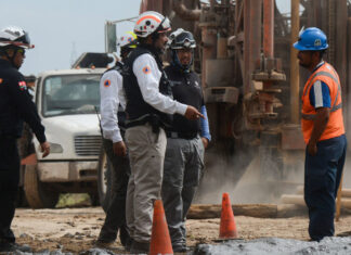 Cuerpos de mineros se rescatarán mediante tajo a cielo abierto cuerpos