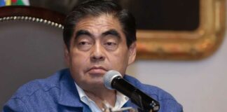 Funcionarios de SEP azuzan a normalistas de Teteles: Barbosa estudiantes